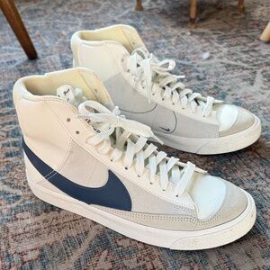 Nike Youth Blazer Mid - White and Navy